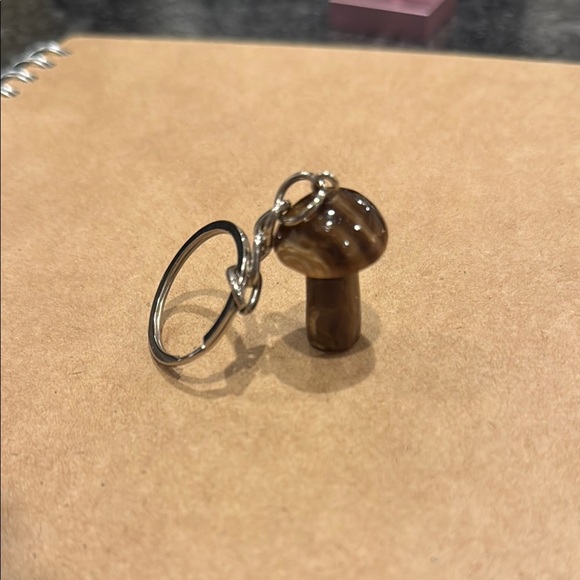 Brown Mushroom Keychain - Picture 1 of 3